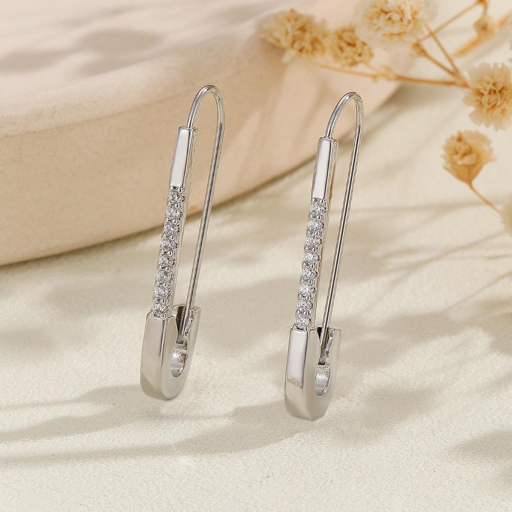 Hochwertiges Kupfer Zirkon Büroklammer Brosche & Ohrring Set für Damen