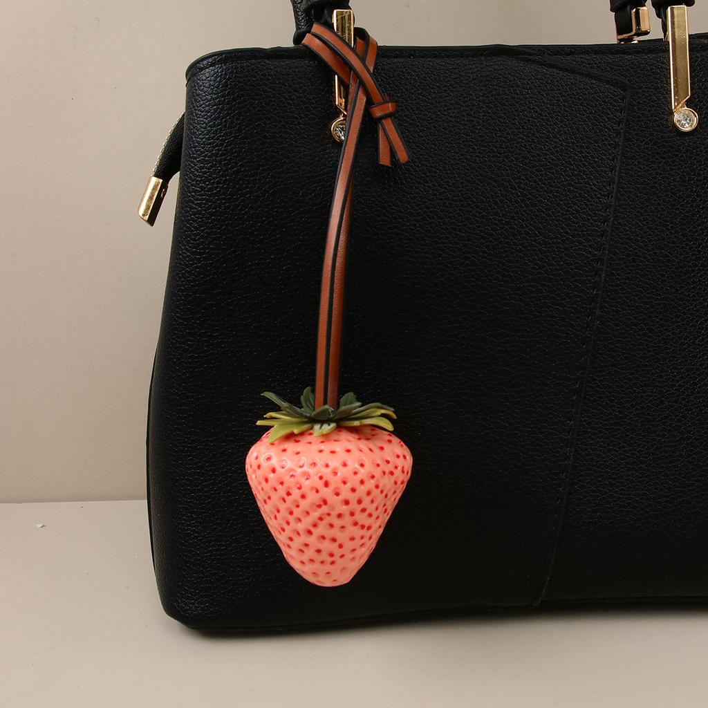 New Creative Simulation Big Strawberry Bag Pendant Personalized Three-dimensional Resin Cute Keychain Bag Accessories Pendant