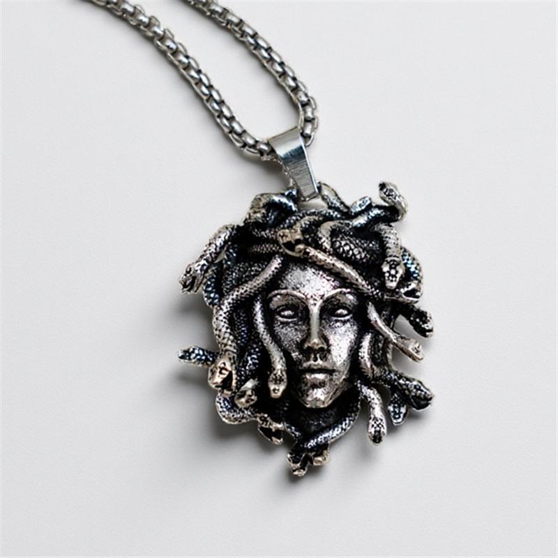Punk Retro Griechische Mythologie Medusa Verschlungene Schlange Anhänger Halskette Ostern Halloween Modeschmuck Unisex