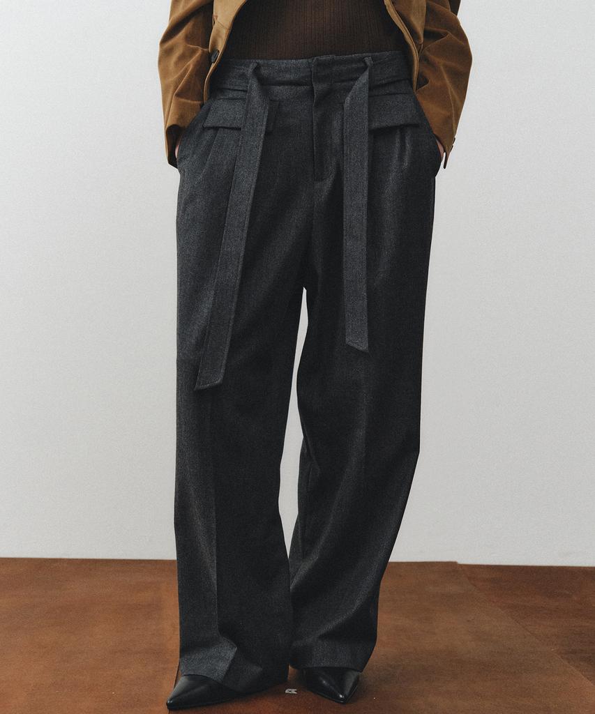 NOIRER FOR WOMAN Belted Pocket Wide Slacks (Gray)