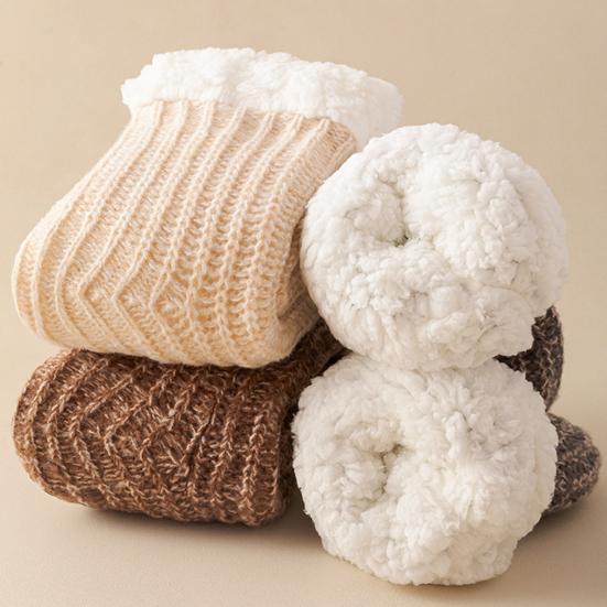 Fleecegefütterte Crew-Socken Warme Hausschuhe mit rutschfesten Noppen Damen Verdickte Flauschige Wintersocken zum Entspannen zu Hause Schlafen