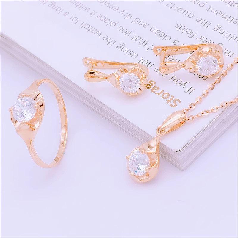 Exquisite Russian Purple Gold Zircon Round Zircon Earrings Rose Gold Colored Gold Fresh And Sweet Temperament Earrings