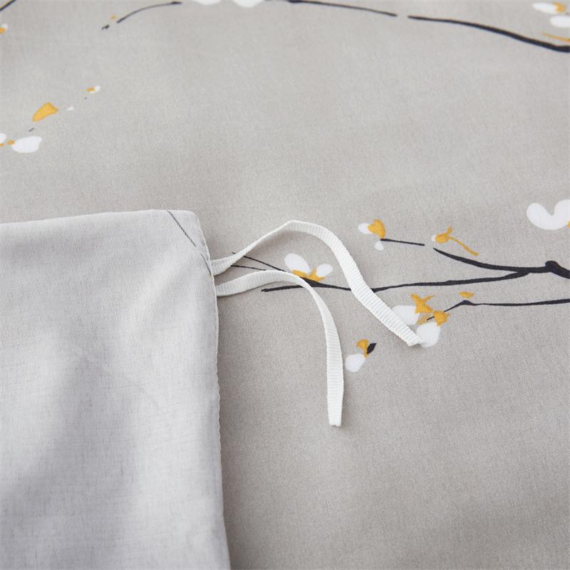 Light Grey Floral Duvet Cover Queen King, Microfiber Flower Plum Blossom Print Bedding Set Reversible Botanical Comforter Cover