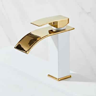 Koupelna a záchod – Umyvadlové a sprchové baterie