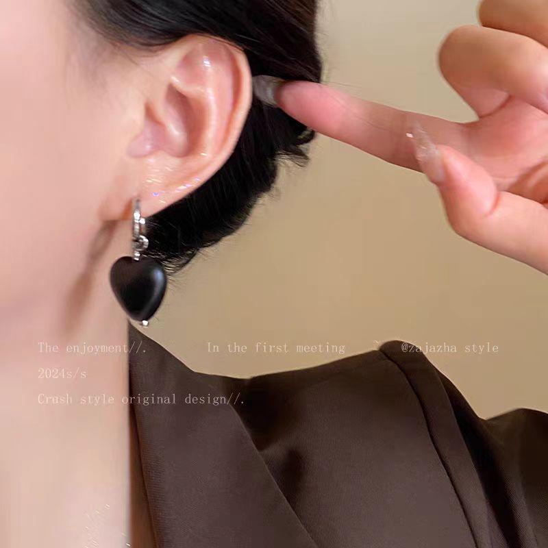 Retro Red Heart Earrings for Women - 2025 Trendy Sweet Style