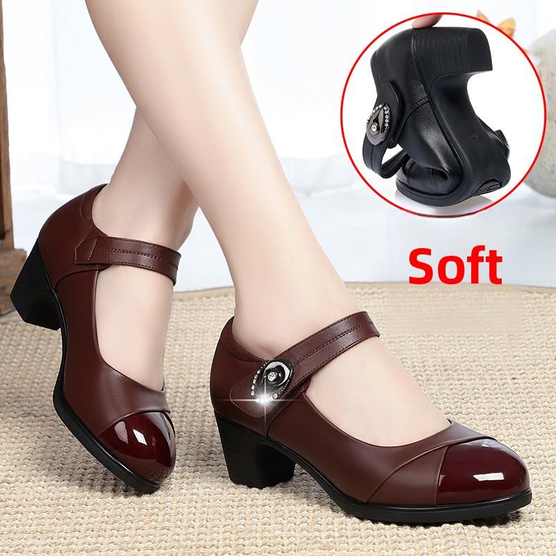 Women's Soft-soled Comfortable Spring and Autumn Single Shoes, Versatile Mid-heel Leather Shoes with One Buckle