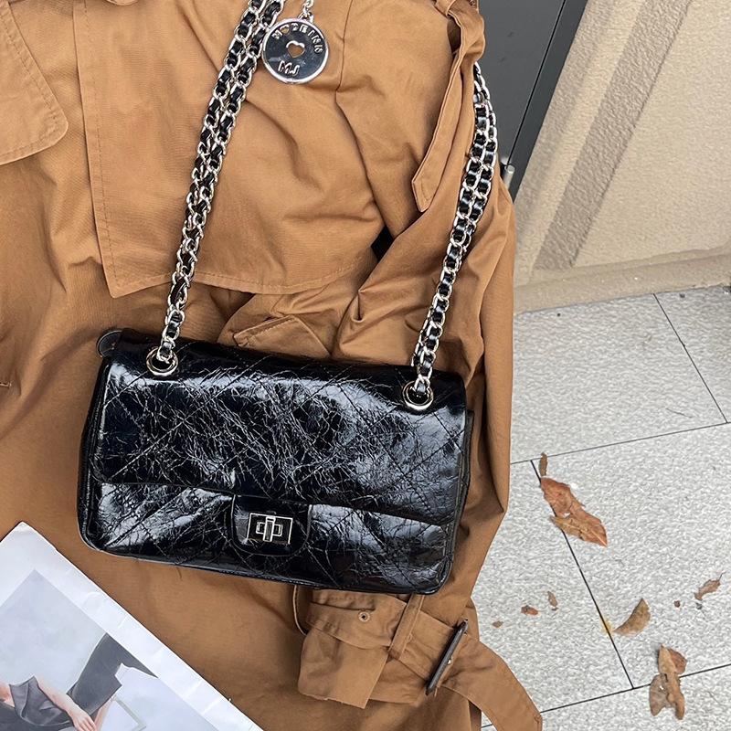 Women's Bag Niche Premium Genuine Leather Shoulder Bag Crossbody Small Fragrance Black Diamond Check Underarm Chain Bag