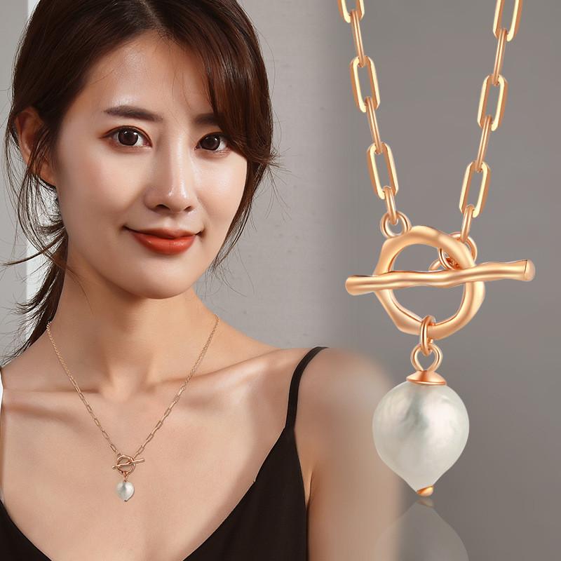 Elegant Minimalist Stainless Steel Baroque Pearl Necklace Perfect For Casual Chic Outfits