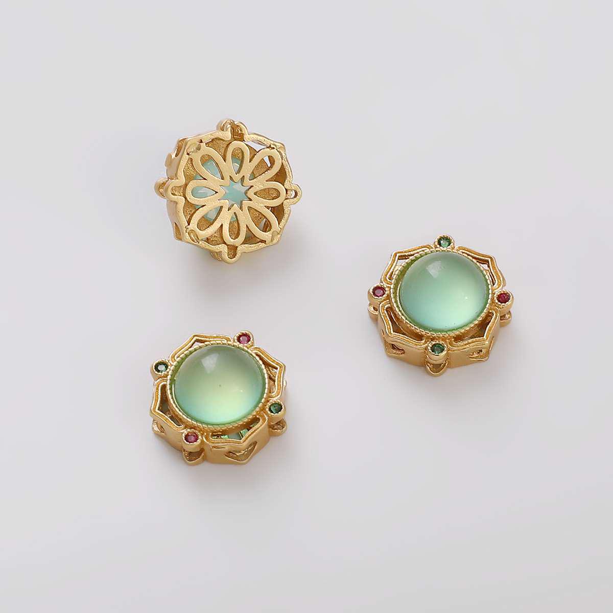 

Медные бусины-разделители ручной работы золотого цвета: Циркон Нефрит Рассыпные Драгоценные Камни для DIY Ожерелий, Браслетов, Ювелирных Изделий и Аксессуаров для Подвесок