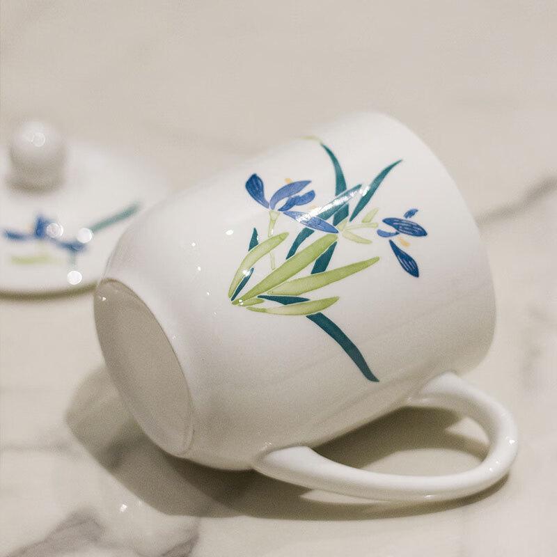 Chinese Style Ceramic Tea Cup with Lid