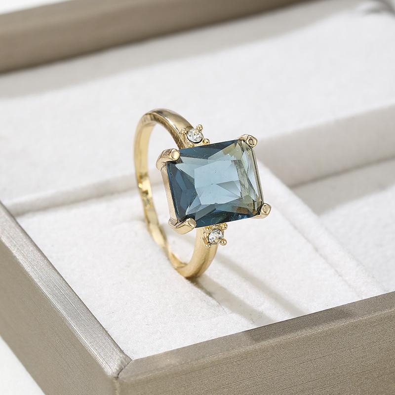 

6-10 Size Trendy Blue Color Square Inlaid Zircon Ring, Suitable for Women s Daily Holiday Party Zircon Gifts 6