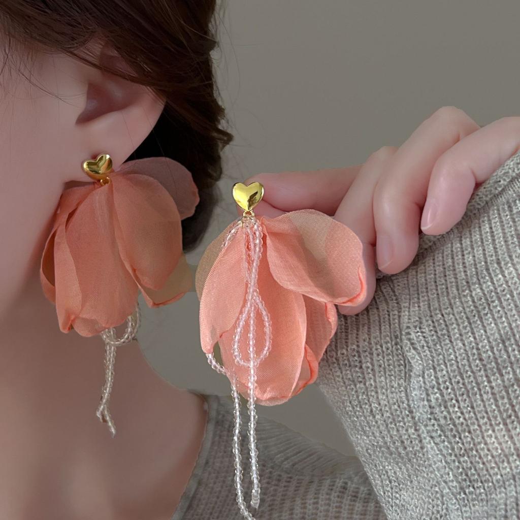 New Spring and Summer Personalized Earrings with Versatile Temperament and Sweet Earrings