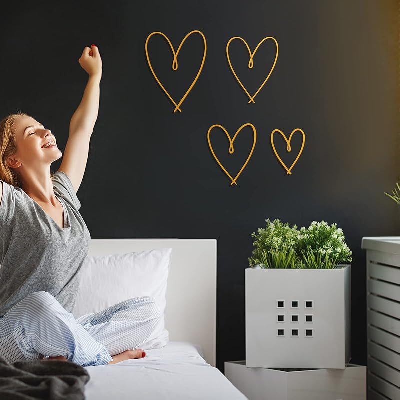4 Pieces Metal Heart Wall Art Decor Heart Wall Decor Love Heart Wall Decoration Metal Heart Wall Sign Metal Wall Ornamen