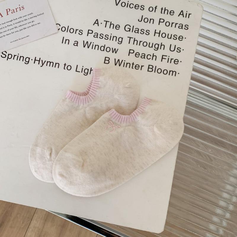 

Летние тонкие женские носки-лодочки, противоскользящие и не сползающие, и носки с вышивкой в виде бантика, женские дышащие повседневные невидимые носки с мелким вырезом 1 pair молочный белый