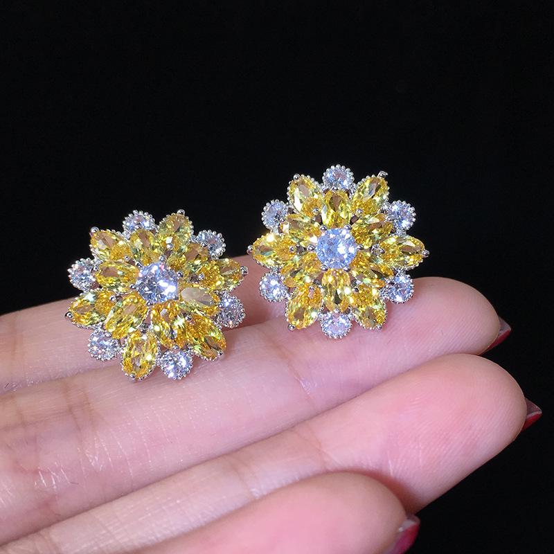 European and American Super Shiny Diamond Set Zircon Flower Earrings for Women
