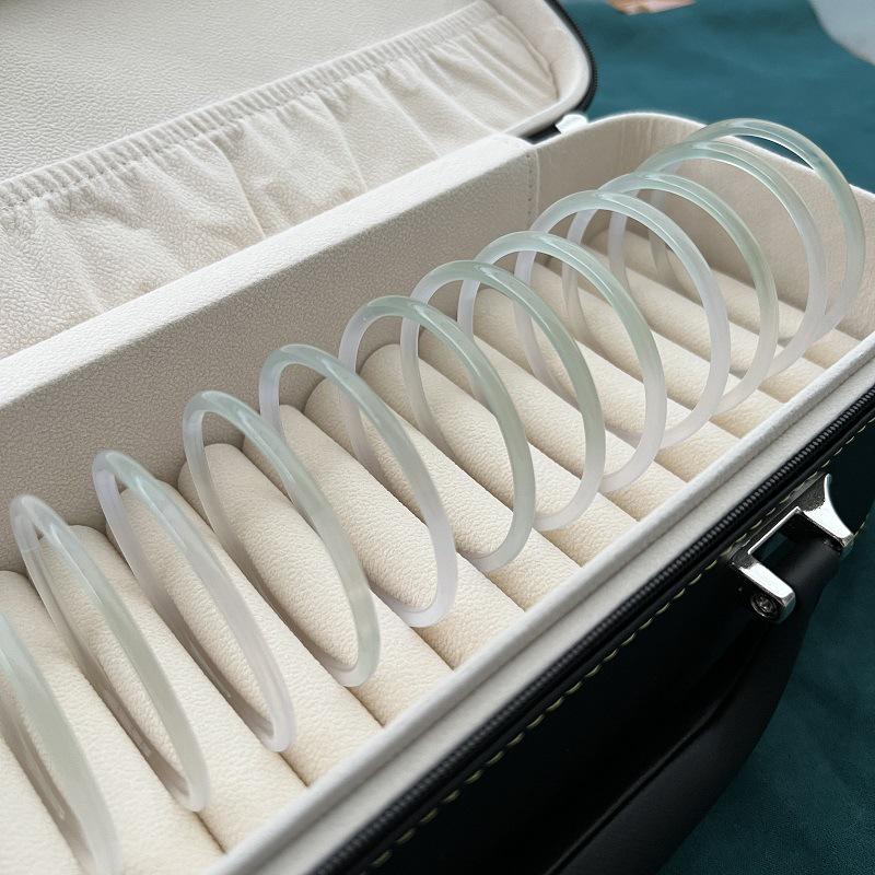 

Браслет из халцедона Баньшань Шуй Агат: Ледяной жадеит, тонкий и в старинном стиле для девочек Circumference 62#