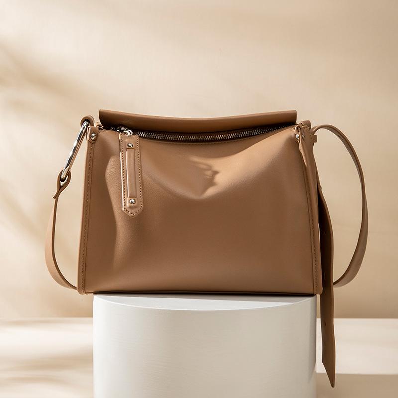 

Женская винтажная сумка через плечо - Высококачественная, Вместительная, Нишевый стиль коричневый