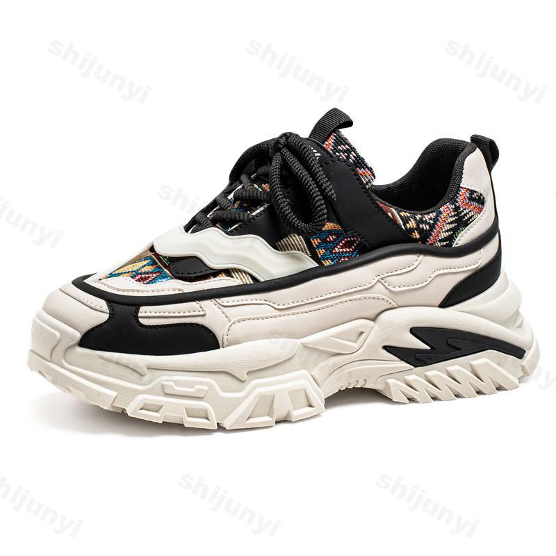 Fashion Niche Design Men's Low Top Thick Soled Casual Shoes 2025 Autumn New Fashion Trend Versatile Comfortable Non Slip Chunky sneakers