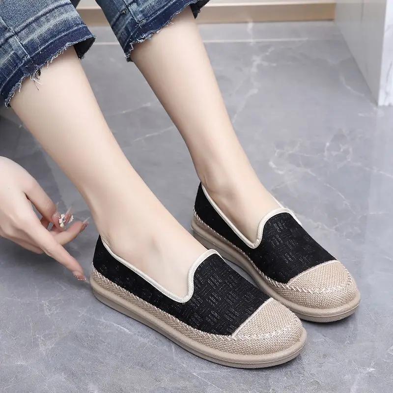 Daily Routine Offer Flat Slip On Woman Footwear Comfortable and Elegant Y2k Fashion New In Designer Luxury 2025 Shoes for Women