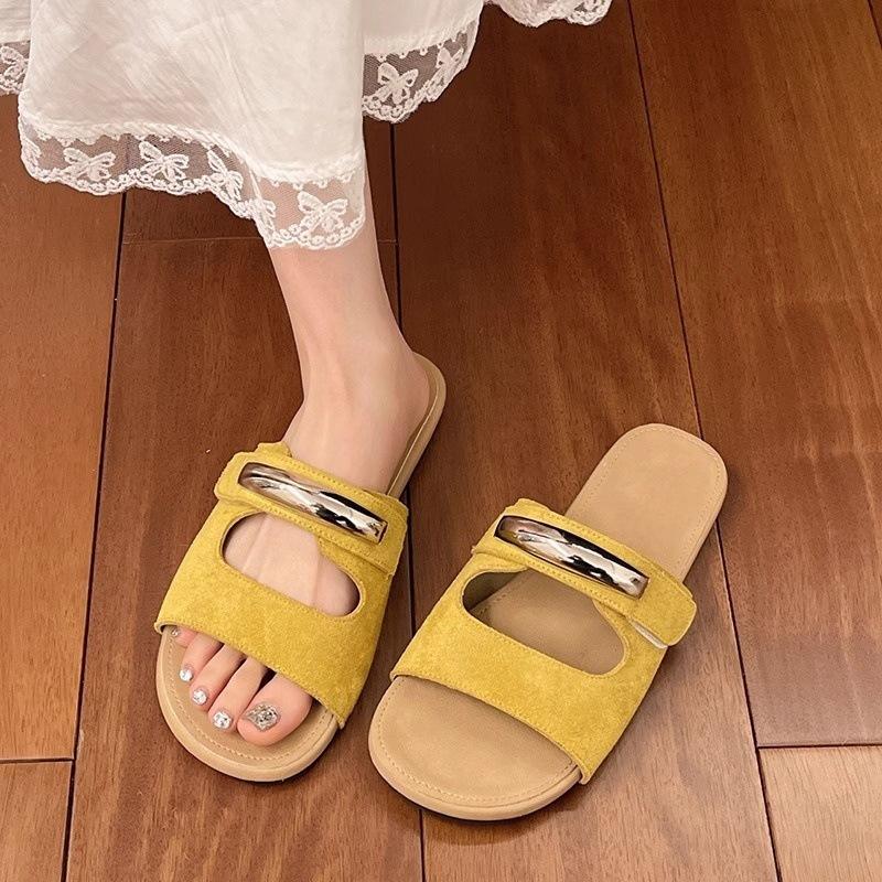 Spring and summer women's 2025 new Korean sweet and versatile baotou summer soft bottom casual one-word non-slip slippers
