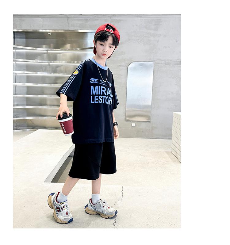 Boys' Summer Outfit Set 2026 New Item, Mid Size Children's Summer Boys' Thin Short Sleeved Children's Handsome Sports Top Trend