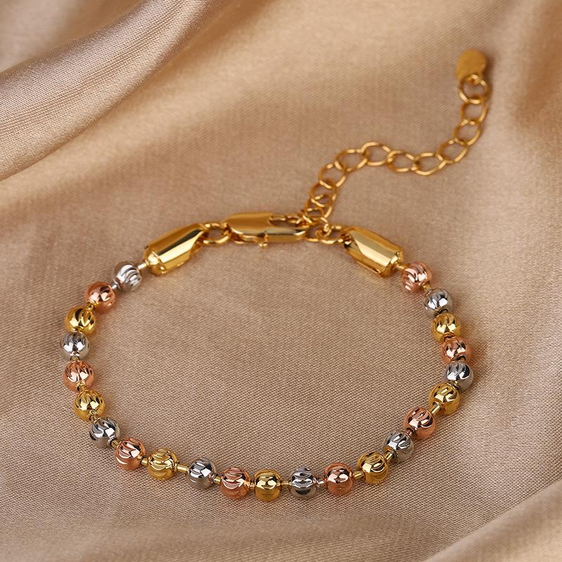 

Ювелирные изделия Ретро Темперамент Нишевый Дизайн Ожерелье Универсальный Гальваническое Покрытие Цвет Золото Набор Цепочек с Золотыми Бусинами Женский