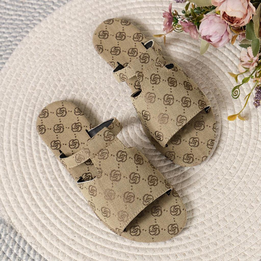 Design Women Letters Summer Flat Heels Slippers Outdoor Trend Ladies Slides Glitter Female Beach Slippers