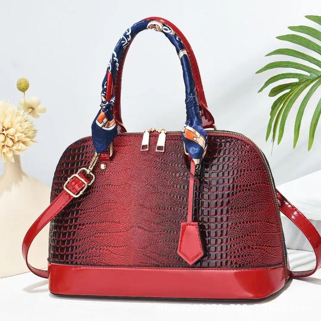 Shell Shape Pu Handbag For Women With Crocodile Pattern And Contrast Elements For Daily Use