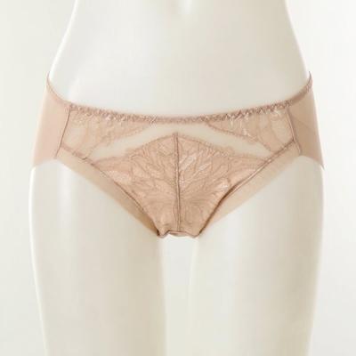 Chiloței – Bikini, brazilieni, hipsteri, slips și retro