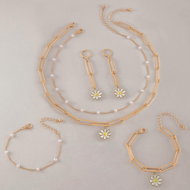 Jewelry Fresh and Sweet Oil Dripping Daisies Jewelry Set Imitation Pearl Hollow Necklace Bracelet Earrings