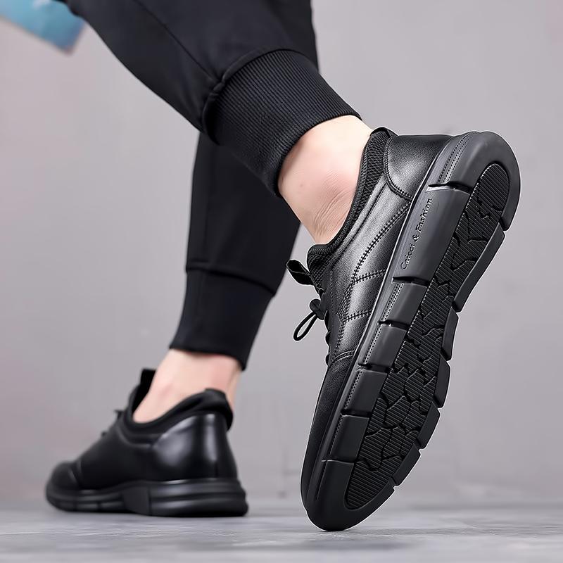 Fashion Men's Outdoor Vulcanize Shoes Stylish Leather Casual Shoe Men's Flat Designer Sneakers Shoes 2025 New Stylish Skate Shoes