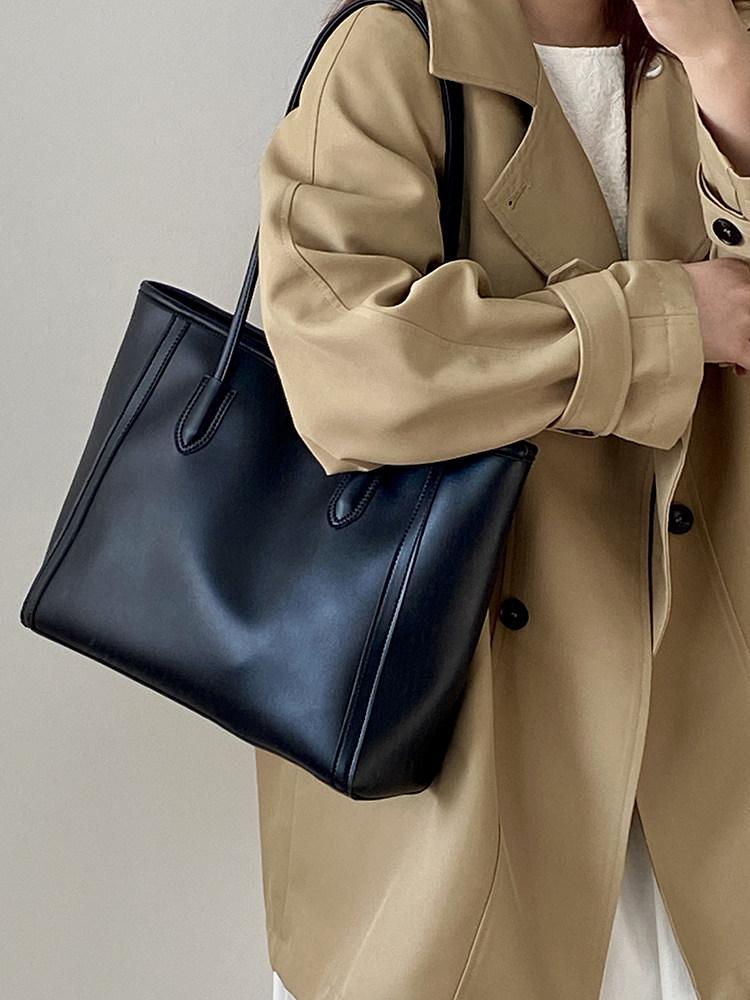 Classic Black Handbags for Women French Texture Soft PU One Shoulder Bags Casual Large Capacity Tote Bag 2026 New Trend