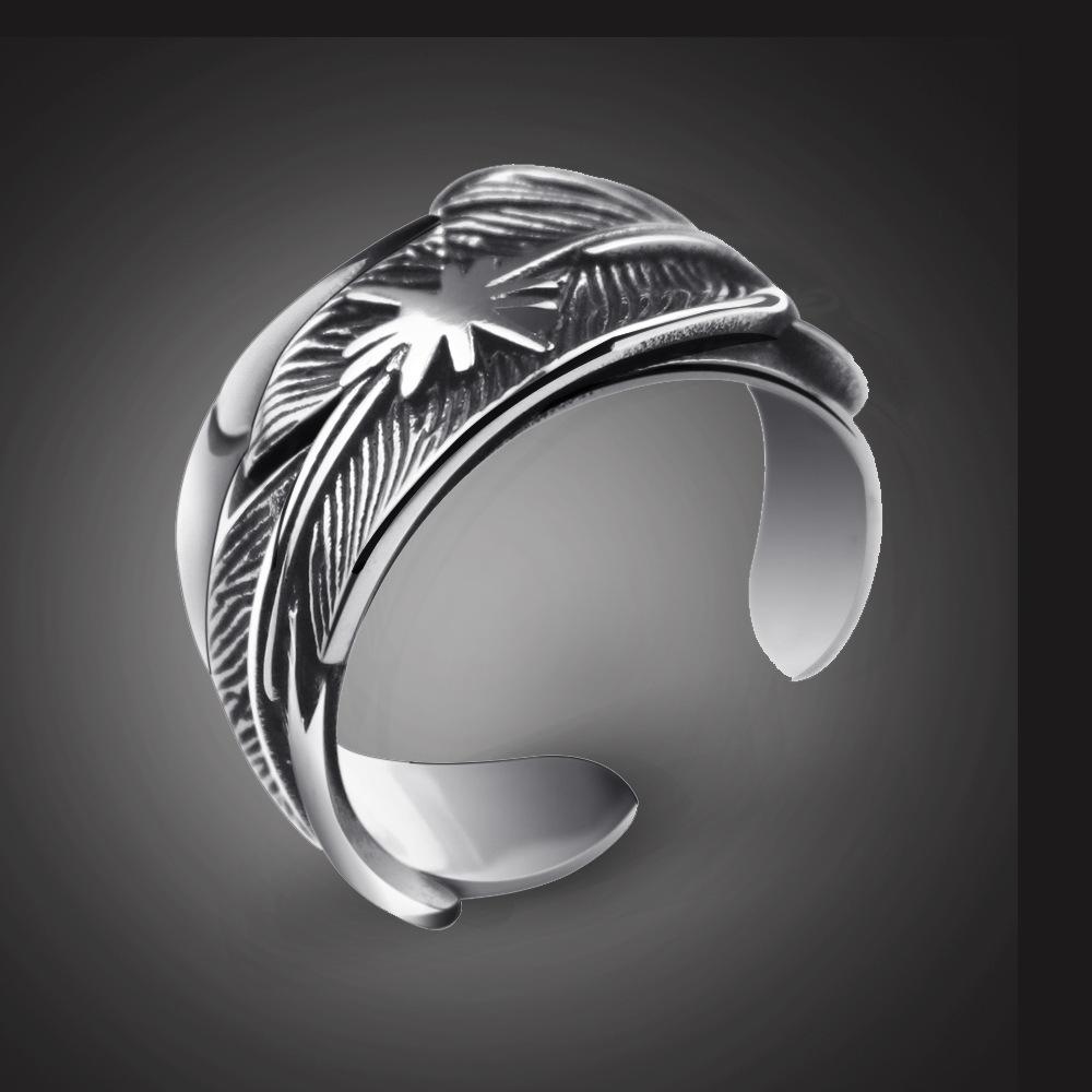 Personalized Retro Punk Animal Rings: Dragon & Eagle Claw Designs for Men