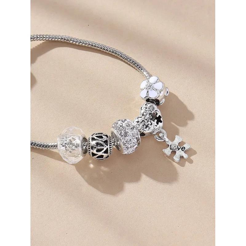 1 Pan Family Bracelet Fashionable and Niche Design, Light Luxury and High-end, Peach Blossom Bracelet for Women's Bracelets