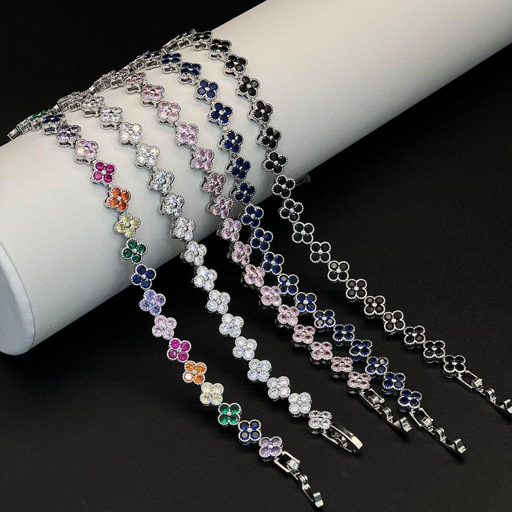 Four-Leaf Clover Zircon Diamond Luxury Bracelet - Colorful European & American Fashion Bangle