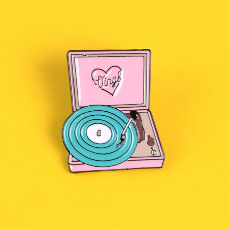 Cartoon Record Fashionable Player Brooch In Alloy Ideal For Accessories And Decorations