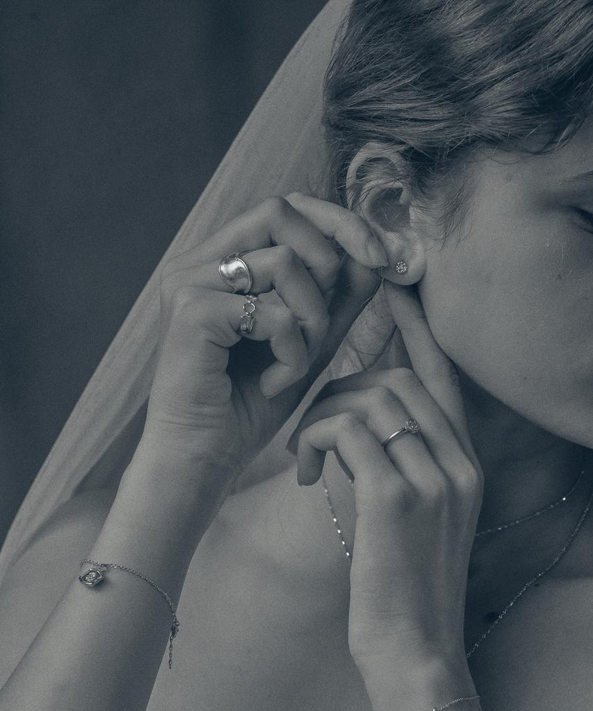 Fademine Corsage Surge Bold Ring
