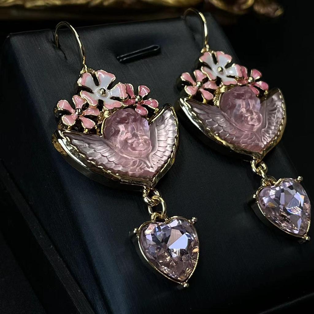 KF Vintage Sleeping Angel Pendant Love Earnail Enamel Craftsmanship Pink Flower Crystal Relief Necklace