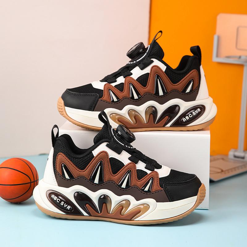 

Breathable and lightweight children s shoes boys shoes 2025 spring and autumn new children s non-slip running shoes boys primary school shoes 39