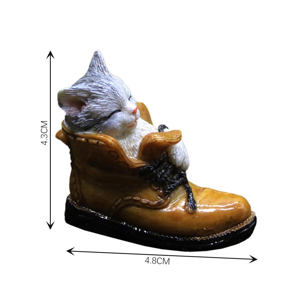 Garden Resin Statue Mini Cat in A Boot Cute Figurine Kitten Ornament Fairy Decor