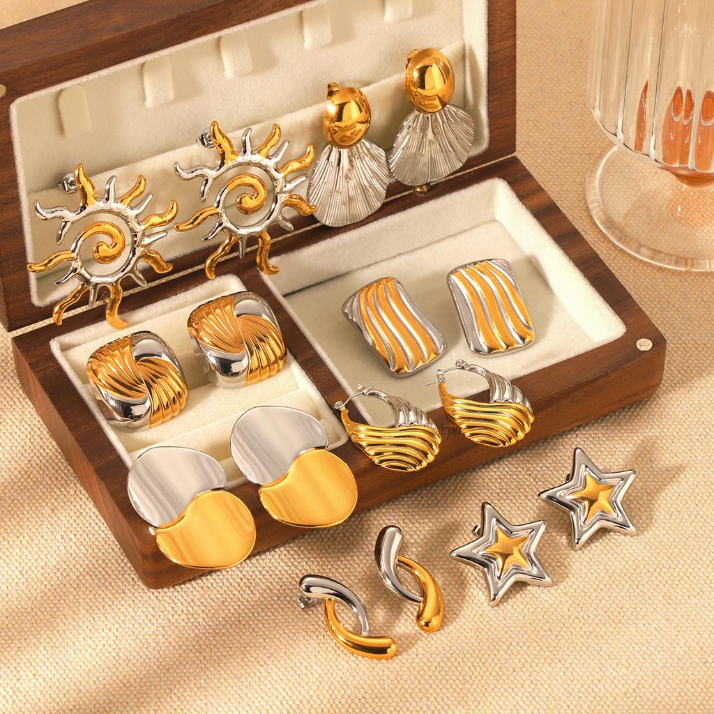 Gold and silver color blocked stainless steel earrings for women, smooth geometric texture, sun pentagram, European and American design, jewelry gift