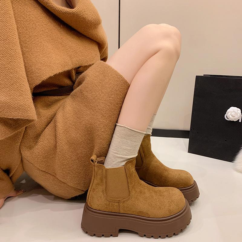 Leather thick-soled frosted Chelsea boots women's winter new retro velvet warm short boots Martin boots children