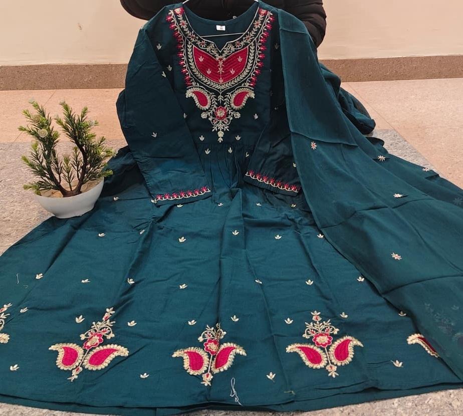 Women Cotton Embroidered Salwar Suit Kurti Indian Bollyood Salwar Kameez Kurta Pant Dupatta Set