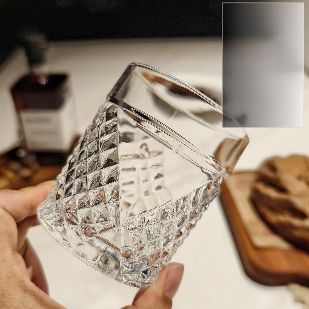 Whiskyglas Ins Ausländische Weingläser Schlichter Stil Glas Trinkbecher Europäischer Stil Likör Dickes Bierglas für Bar Weinutensilien