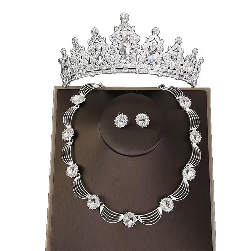 Retro Crown Necklace and Earring Set: Luxury Three-Piece Bridal Jewelry for Weddings and Banquets
