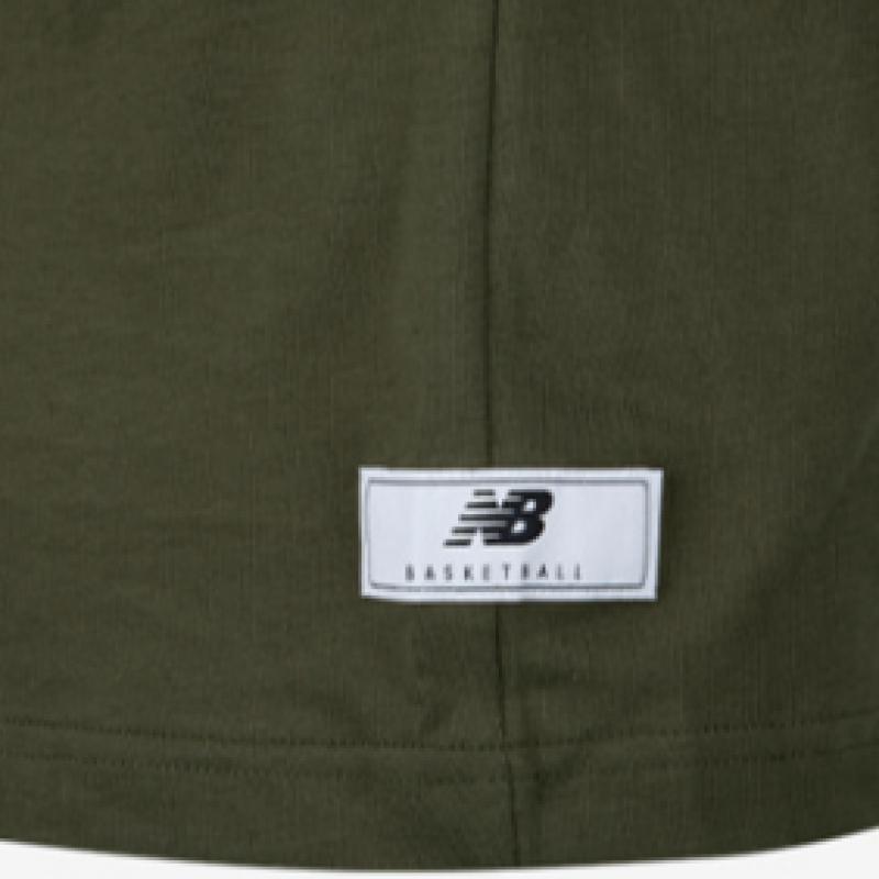 New Balance Galleria New Balance Hoops EssenTial Round ShorT Sleeve T shirT S23149