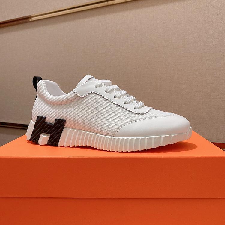 2025 Europäischer Stil Herren Casual Mesh Sneakers: Atmungsaktive, vielseitige Schnür-Skateschuhe