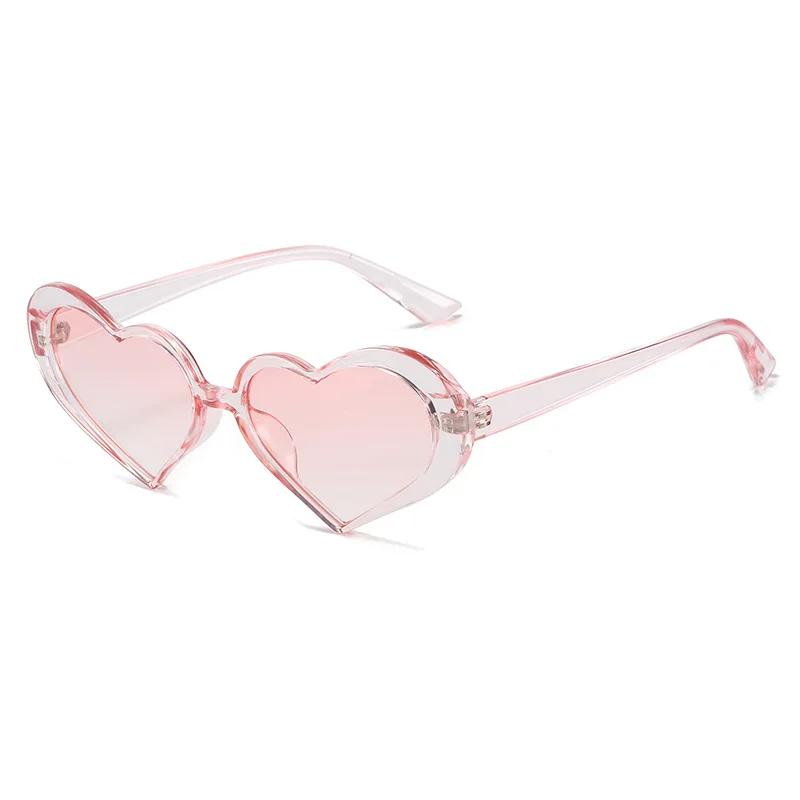 Nouvelles Lunettes de Soleil Bonbon en Forme de Cœur Féminines Punk Yeux de Chat Accessoires de Mode Monture Large Lunettes en Cristal Rose Étincelant