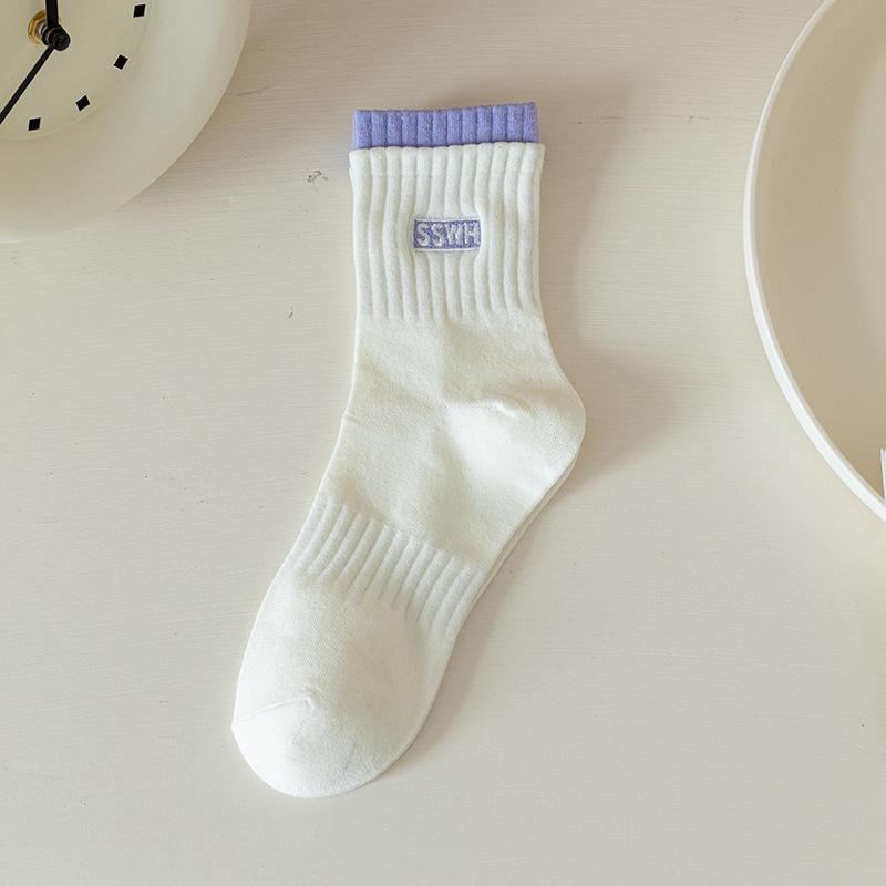 Female Spring and Autumn Embroidery Movement White Boneless Cotton Tube Socks