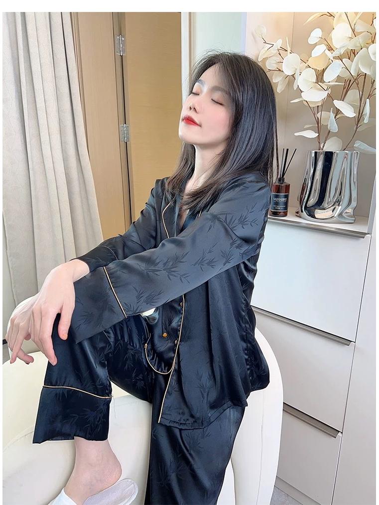 Ice Silk Women's Pajamas - Spring/Autumn Long Sleeve with Jacquard Pattern, Chinese-Style Retro Elegance, Button-Front Silk Loungewear